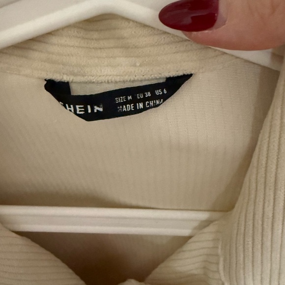 Cropped Jacket - Picture 3 of 3